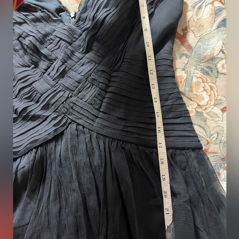 Tadashi Shoji Midnight Navy Pleated Chiffon Cocktail Dress Elegant Glam Size 8 - Picture 13 of 14